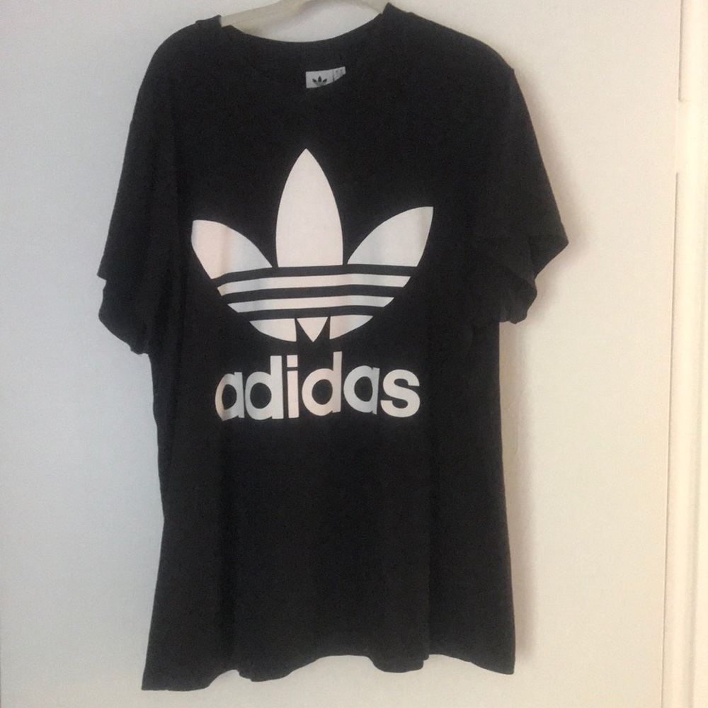 XL BLACK ADIDAS SHIRT